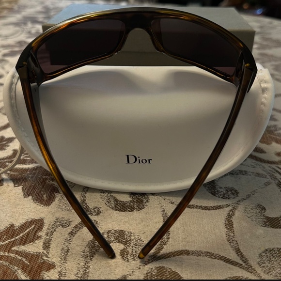 Unisex Sunglasses main image 2